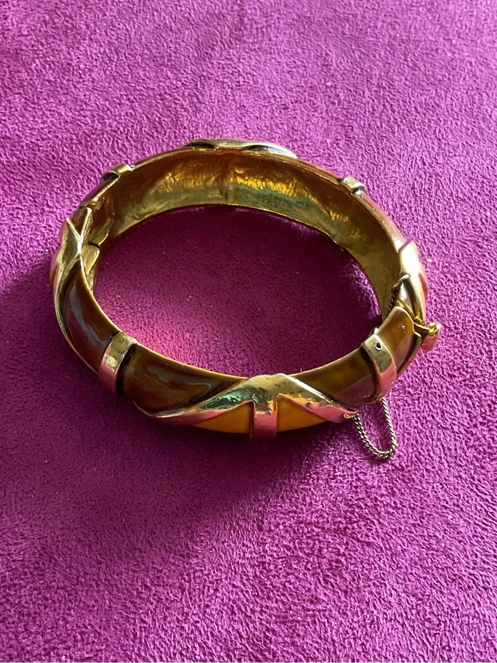 Original by Robert Hinged Bracelet Brown Amber Gold Tone Signed. 1960’s Era.